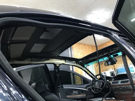 천안 BMW 5시리즈 천장 스웨이드 시공!! 자동차 천장 스웨이드 견적??