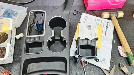 천안 스포티지 전방센서!!자동차 전방감지기 시공!!자동차 전방감지기 설치비용??