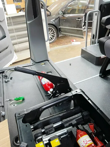 천안 르노 마스터 15인승 가죽시트커버 교체 시 공!! 자동차 가죽시트 교체 견적??