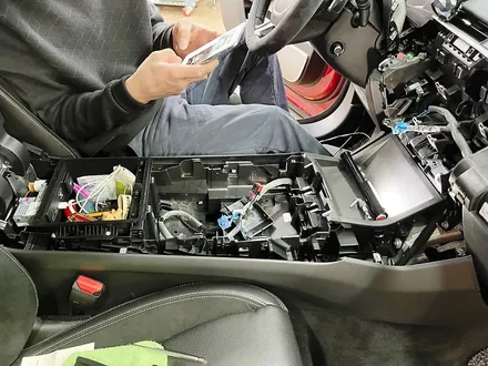 천안 레인지로버 벨라 M2C 카블릿 설치!! 안드로이드 내비게이션??