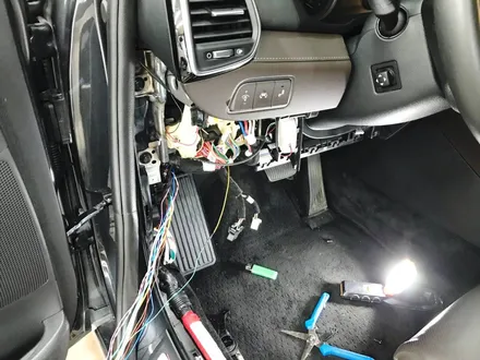 천안 그랜저IG M2C 200A 카블릿 시공!! 순정 내비게이션을 테플릿PC로??