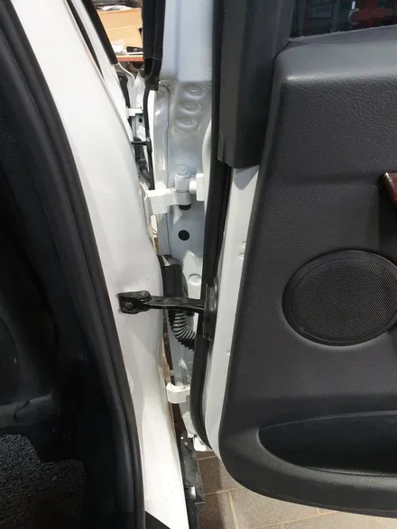 bmw 320d (f30) 도어조립 / 충남 천안