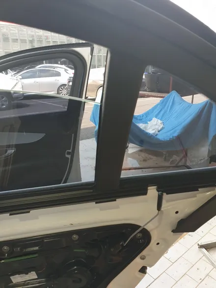 벤츠 c220d 도어 도색 / 충남 천안