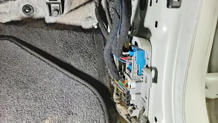 천안 스포티지 전방센서!!자동차 전방감지기 시공!!자동차 전방감지기 설치비용??