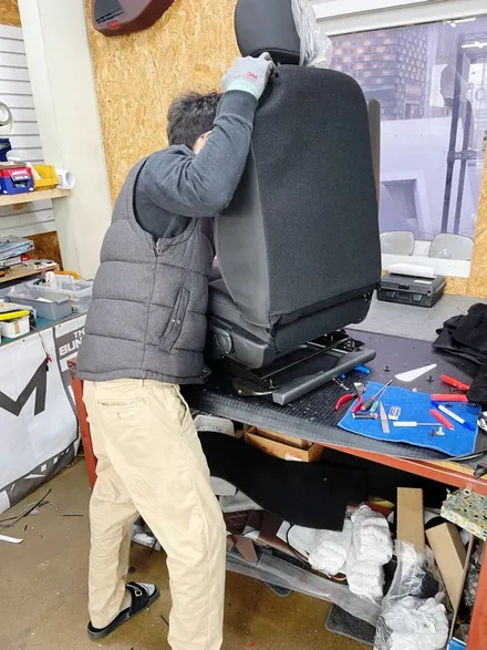 천안 르노 마스터 15인승 가죽시트커버 교체 시 공!! 자동차 가죽시트 교체 견적??