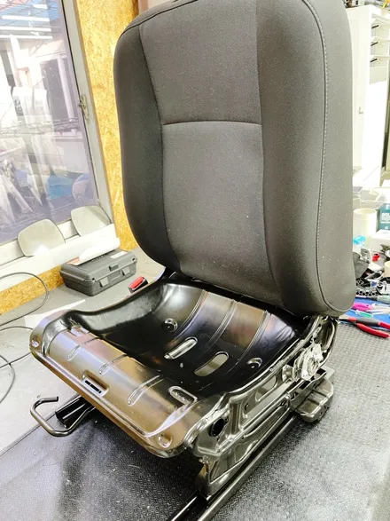천안 르노 마스터 15인승 가죽시트커버 교체 시 공!! 자동차 가죽시트 교체 견적??