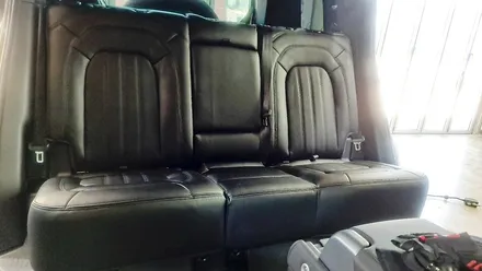 천안 랜드로버 디펜더 시트 커버링!!가죽 시트 교체 견적??