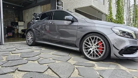 [양주데칼라이프] 벤츠 A45 AMG W176 본넷 루프 사이드라인 데칼 / 양주시 고암동