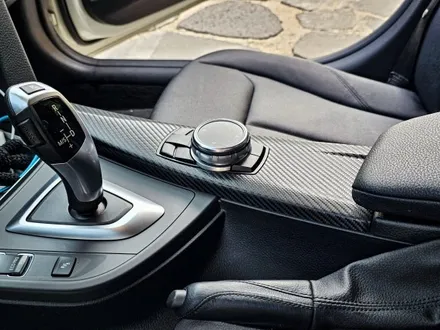 [양주데칼라이프] bmw 3시리즈 실내 랩핑_(우드내장제 가리기) / 양주시 고암동