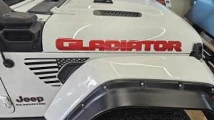 [양주데칼라이프] 글래디에이터 본넷 로고 & GLADIATOR 펜더벤트 데칼 / 양주시 고암동