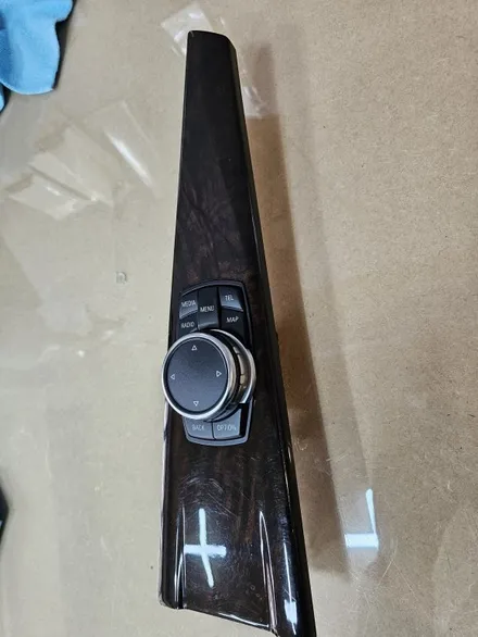 [양주데칼라이프] bmw 3시리즈 실내 랩핑_(우드내장제 가리기) / 양주시 고암동