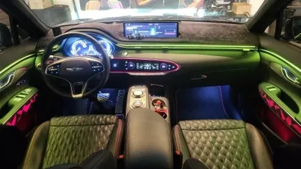 GV70 RGB 엠비언트 시공 순정 감성을 그대로, 휴대폰 앱으로 더 자유롭게 / 광주 북구