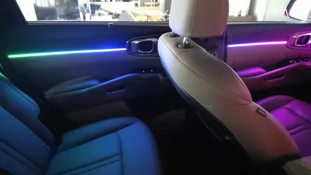 광주 신형 쏘렌토 엠비언트 신형 쏘렌토 순정 옵션 부재 그만! 글로우모션으로 반전무드 완성 / 광주 북구