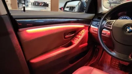 광주BMW 520d f10엠비언트 우아하게 아름답게 무드등 답게 순정처럼 깔끔하게 / 광주 북구