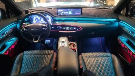 GV70 RGB 엠비언트 시공 순정 감성을 그대로, 휴대폰 앱으로 더 자유롭게 / 광주 북구