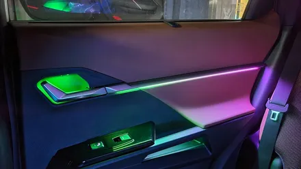 굿바이 무빙 모션부터 깜빡이 연동 모션까지! 깔끔한 광주 엠비언트 업체에서 / 광주 북구