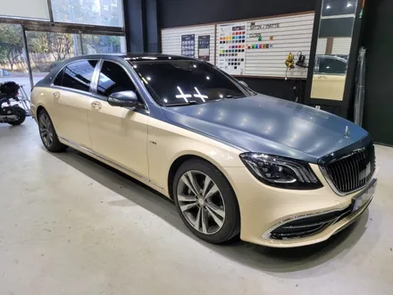 벤츠 마이바흐 s650 블랙 패키지로 완전 포스넘치는 차량으로 변신/마이바흐 듀오톤/투톤랩핑/부천/인천/크롬죽이기 / 부천 원미구 상동