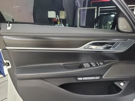 BMW 740(G11) 실내 카본랩핑 포스팅/우드트림랩핑/부천/인천/실내랩핑 / 부천 원미구 상동