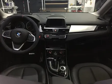 역시 실내 랩핑은 카본이 진리/부천 BMW 액티브투어러 카본 실내랩핑/인천랩핑 / 부천 원미구 상동
