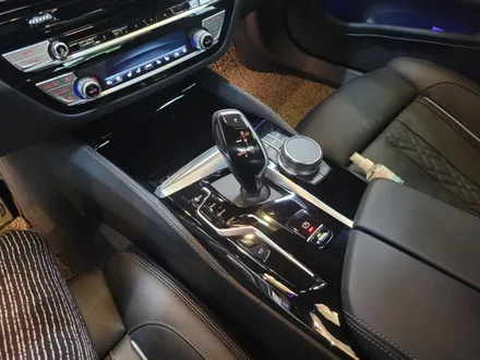 BMW 5시리즈 520i(G30) 실내 하이그로시 클리프디자인 PPF 시공 포스팅/부천/인천 / 부천 원미구 상동