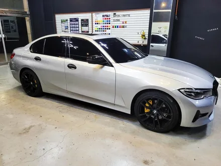BMW 320d(G20) 크롬죽이기 랩핑/윈도우몰딩 랩핑/사이드미러/손잡이 랩핑 시공 포스팅/ / 부천 원미구 상동