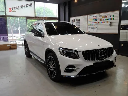 부천랩핑/신차 색상이 마음에 들지 않을 땐??/벤츠 GLC 250D 블랙&화이트 전체랩핑/인천랩핑/광명랩핑/강서랩핑/ / 부천 원미구 상동