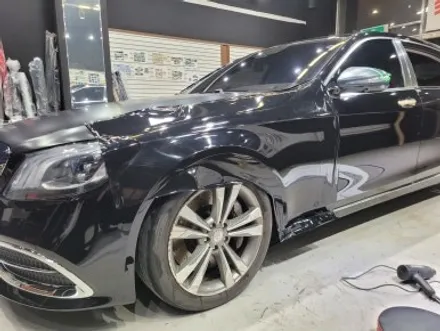 벤츠 마이바흐 s650 블랙 패키지로 완전 포스넘치는 차량으로 변신/마이바흐 듀오톤/투톤랩핑/부천/인천/크롬죽이기 / 부천 원미구 상동