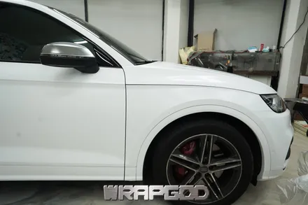 아우디 SQ5 , 에이버리 사틴 화이트 전체 랩핑 시공 / 김포 검단 자동차 래핑 전문점 랩갓 WRAPGOD / 김포 양촌읍