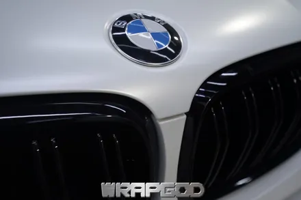 BMW X6 에이버리 사틴 화이트펄 전체 랩핑 재시공, 자동차 풀랩핑 전문점 WRAPGOD / 김포 양촌읍