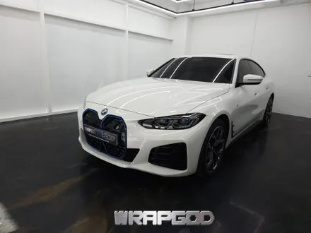 BMW i4 그릴랩핑 부분랩핑 에이버리 유광인텐스블루 / 김포 양촌읍