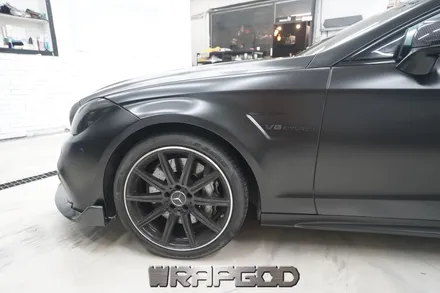 벤츠 CLS63 AMG , 에이버리 사틴 블랙 전체랩핑 시공 / 김포 검단 자동차 래핑 전문점 랩갓 WRAPGOD / 김포 양촌읍