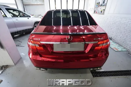 벤츠 E클래스 E63 AMG 레드크롬 전체랩핑 시공, 자동차 크롬 랩핑 전문점 WRAPGOD / 김포 양촌읍