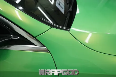 벤츠 E클래스 E220d 비닐프로그 네온그린 전체 랩핑 시공, 김포 검단 자동차 래핑 전문점 랩갓 WRAPGOD / 김포 양촌읍