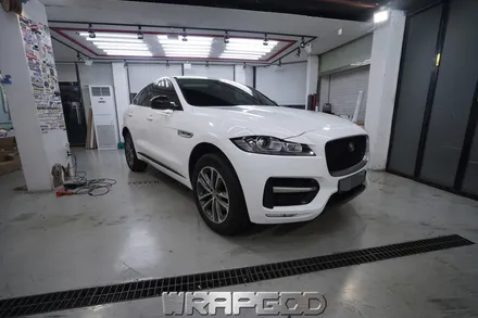 재규어 F페이스 에이버리 유광 화이트 전체랩핑 및 PPF 시공, 김포 일산 인천 송도 청라 자동차래핑 전문점 WRAPGOD / 김포 양촌읍
