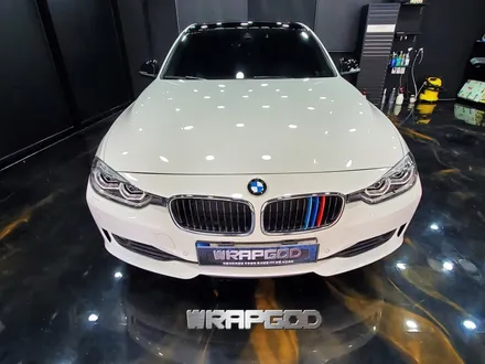 BMW 320D 루프스킨 시공 에이버리 블랙PPF / 유광블랙 / 김포 양촌읍