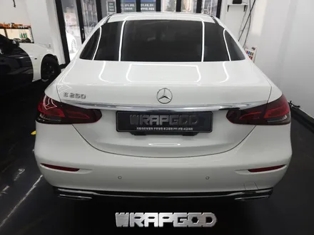 벤츠 E250 리어디퓨저 크롬몰딩 사고처리 교체 / 김포 양촌읍