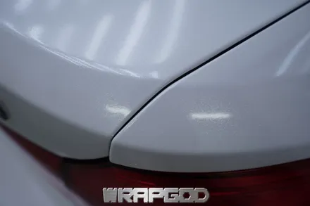 BMW 5시리즈 M550d 전체 랩핑, 에이버리 다이아몬드 화이트 일산 자동차 래핑 전문점 WRAPGOD / 김포 양촌읍