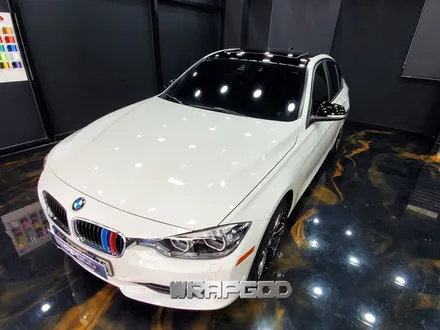 BMW 320D 루프스킨 시공 에이버리 블랙PPF / 유광블랙 / 김포 양촌읍