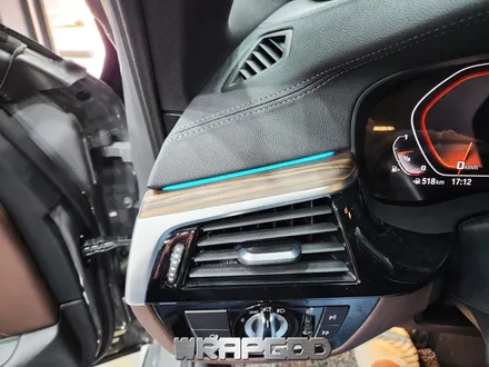 BMW 5시리즈 G30 우드트림 실내랩핑 에이버리 무광카본 / 김포 양촌읍