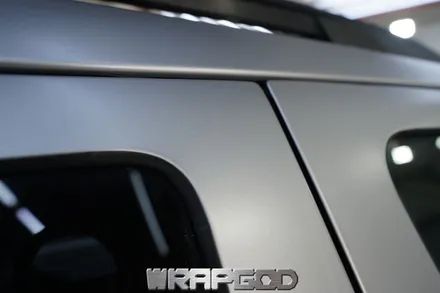 쉐보레 트랙스 에이버리 슈프림 사틴 실버메탈릭 전체 랩핑 시공, 김포 카스킨 전문점 WRAPGOD / 김포 양촌읍