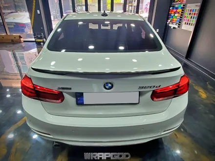 BMW 320d 루프스킨, 에이버리 블랙PPF 시공, 김포 자동차PPF 전문 랩갓 / 김포 양촌읍