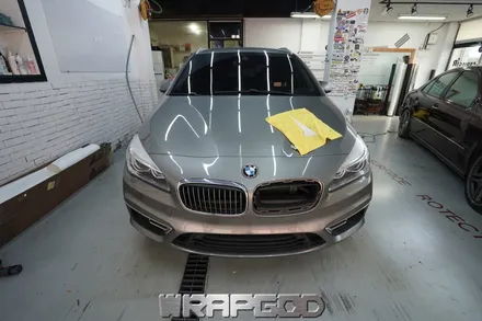 BMW 2시리즈 218D 전체랩핑 에이버리 유광화이트 색상 자동차랩핑 김포 일산 인천 랩핑 WRAPGOD / 김포 양촌읍
