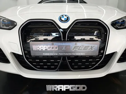 BMW i4 그릴랩핑 부분랩핑 에이버리 유광인텐스블루 / 김포 양촌읍