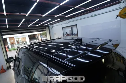 랜드로버 디스커버리5 블랙팩 작업, (휠도장,루프스킨,투톤,포인트랩핑,블랙엠블렘) 자동차 블랙팩 전문점 WRAPGOD / 김포 양촌읍