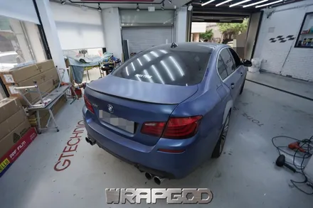 BMW 5시리즈 사고수리 및 3M 쿨그레이 전체 랩핑 재시공, 김포 카스킨 전문점 WRAPGOD / 김포 양촌읍