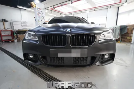 일산 BMW 5시리즈 520d 에이버리 사틴블랙 전체랩핑 시공 / 김포 양촌읍