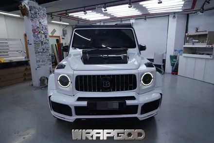 벤츠 G63 AMG 브라부스 풀바디킷 에이버리 다이아몬드화이트 전체 랩핑 시공, 김포랩핑 일산랩핑 인천랩핑 검단랩핑 송도랩핑 청라랩핑 파주랩핑 전문점 WRAPGOD / 김포 양촌읍