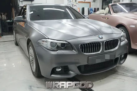 BMW 5시리즈 528i , 에이버리 사틴그레이 전체랩핑 시공 / 김포 검단 일산 자동차 래핑 전문점 랩갓 WRAPGOD / 김포 양촌읍