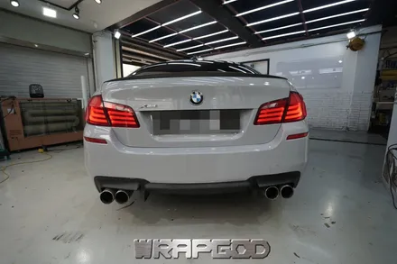 BMW 5시리즈 사고수리 및 3M 쿨그레이 전체 랩핑 재시공, 김포 카스킨 전문점 WRAPGOD / 김포 양촌읍