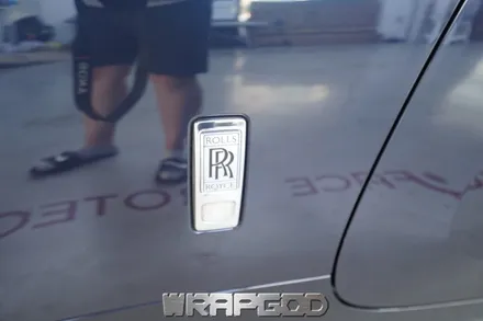 롤스로이스 던 블랙배지 크롬죽이기(부분 랩핑) 시공, 김포 카스킨 전문점 WRAPGOD / 김포 양촌읍